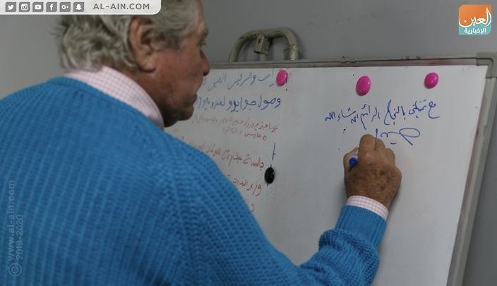 حسين فهمي في ندوة "العين الإخبارية": أفلست ماديا بعد زواجي 5 مرات