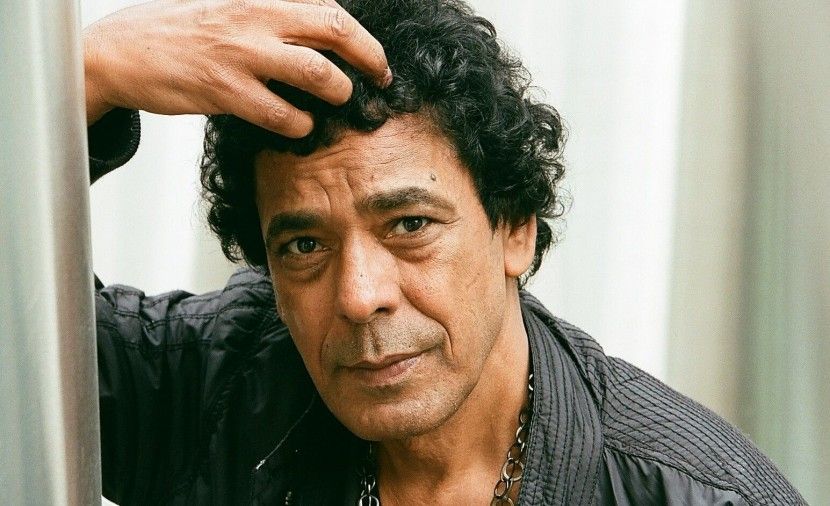 منير يعود للغناء مجددا بأغنية سياسية قديمة