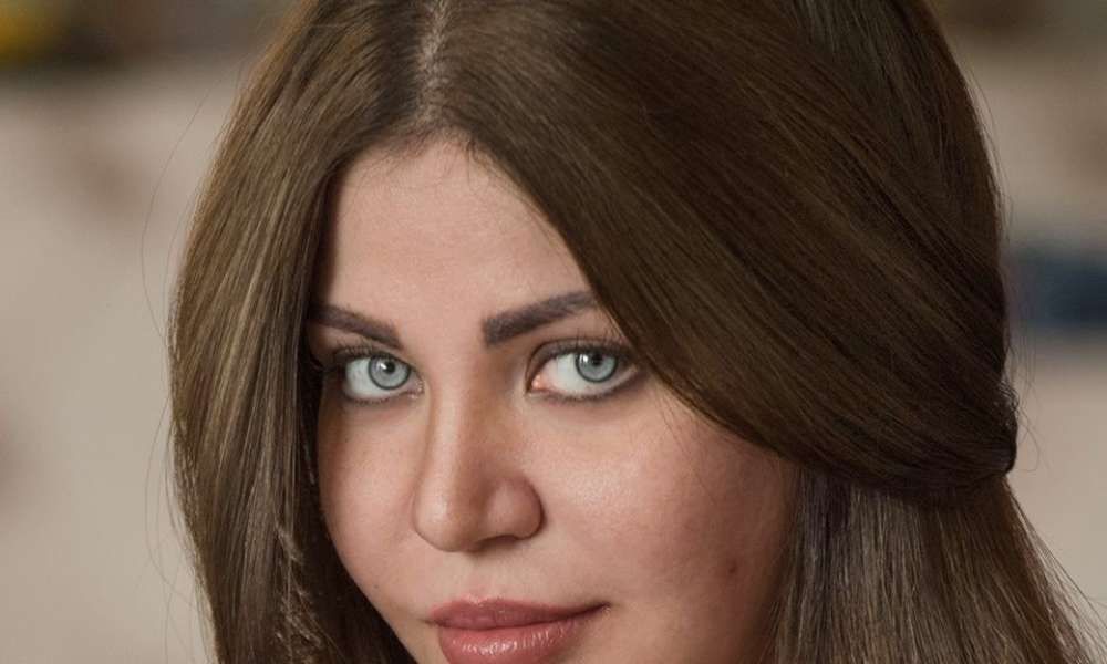 تراند اليوم : شقيقة ياسمين الخطيب تعلق على صورتها مع خالد يوسف