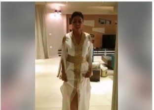 بقفطان مفتوح.. رانيا يوسف تُقدم طريقة عمل كحك العيد