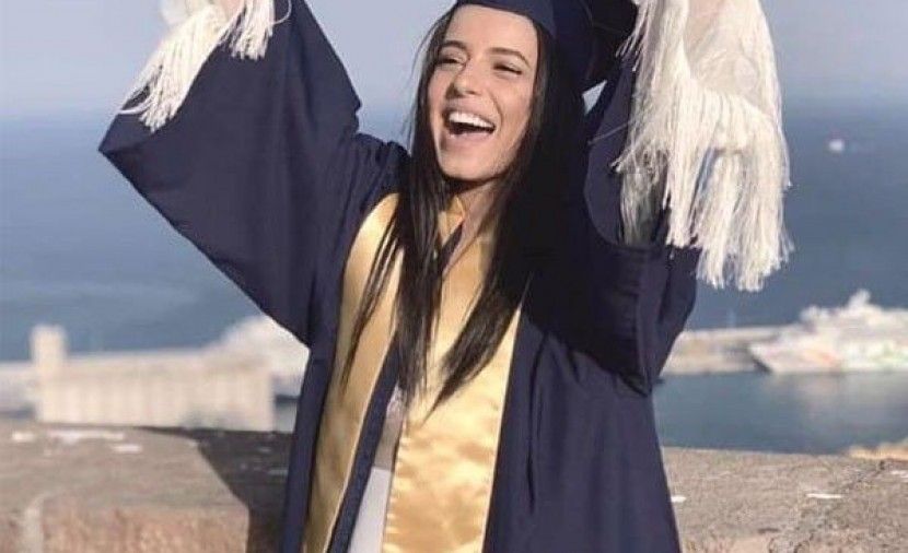 عامر منيب يغيب عن تخرج ابنته