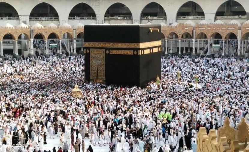 الكعبة تشهد حدثا فلكيا نادرا