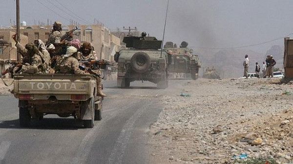 تعزيزات عسكرية ضخمة تنطلق قبل قليل الى هذه الجبهة ومصادر تكشف ما يحدث الان