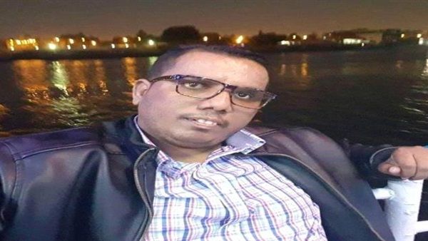 مصور حربي جنوبي يتعرض لإعتداء من مرافقي قائد أمني في عدن