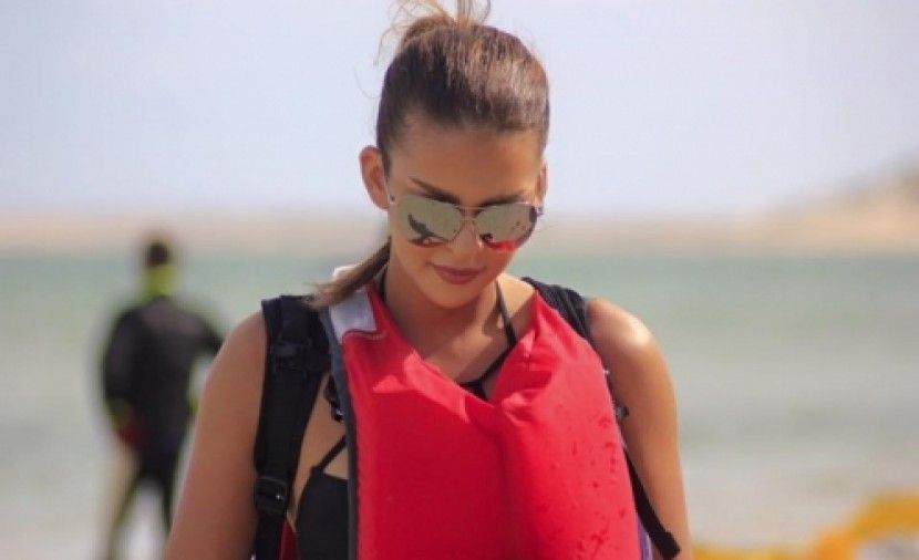 شاهد الصور:سارة شفيق تخطف الأنظار في مسابقة صحراوية