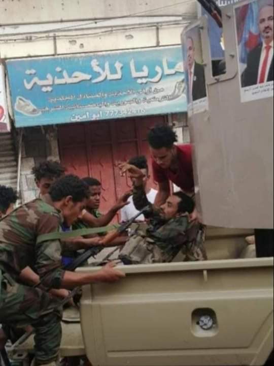 عاجـــل : عدن الان .. سيطرة تامة على أهم الوية المتمردين العسكرية وإصابة قيادي رفيع (مستجدات حصرية + صور)