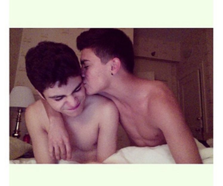 تراند اليوم : عندما قالت البنت لامها زوجى وصديقه تجمعهما لحظات حميمية بغرفة نومى