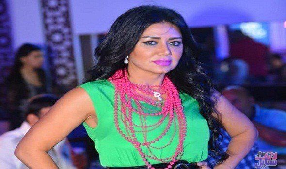 رانيا يوسف تعود من الساحل على غرفة ابنتها