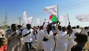 موكب جماهيري يصل بورتسودان لدعم التعايش السلمي