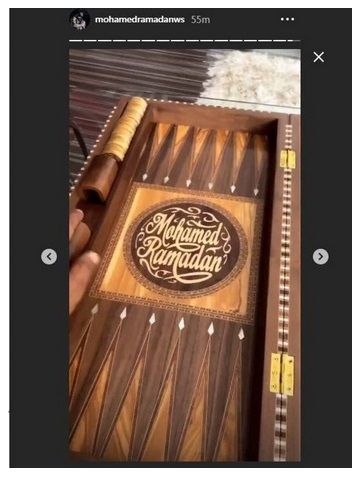 محمد رمضان يتلقى هدية غريبة.. شاهدوا ما هي؟