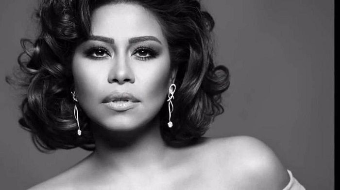 شاهد صورة مسربة لشيرين عبد الوهاب في حمّام السباحة