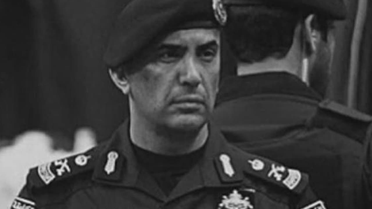 عاجل ..الكشف عن اسم قاتل حارس الملك سلمان ولماذا قام بقتله والمكان الذي قتل فيه وتصريح رسمي لعائلة القتيل ( تفاصيل طارئة وردت الان )
