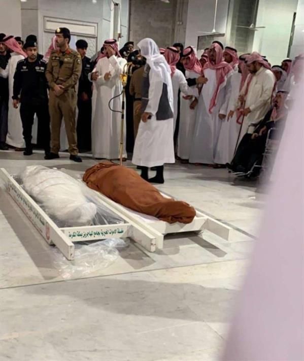 فيديو.. صلاة الجنازة على اللواء عبدالعزيز الفغم بالحرم المكي