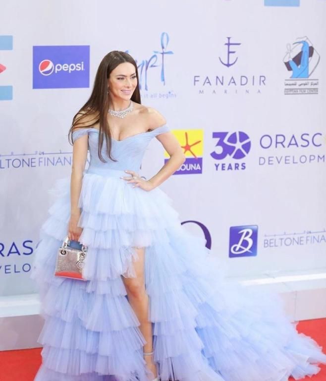 فساتين منفوشة تزينت بها نجمات مهرجان الجونة