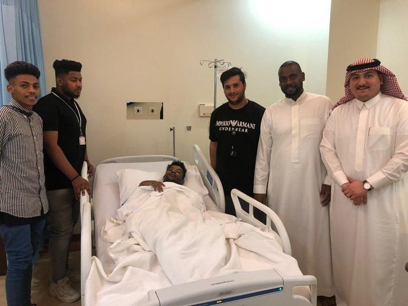 فيديو وثق الحادثـة المروعة.. كشف الحالة الصحية للشاب الذي دهسه مفحط بالرياض