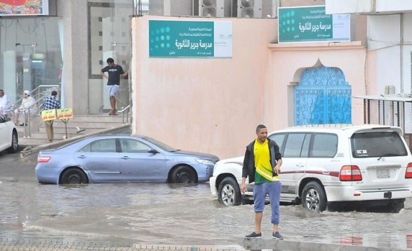 السعودية: تعليق الدراسة بجدة يثير الجدل