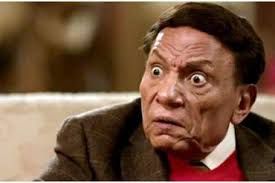 عادل إمام يتعرض لهجوم عنيف ومفاجئ بعد يوم من وفاة زميله طلعت زكريا .. وهذا ما حدث له؟