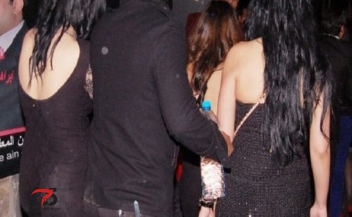القبض على أميرة خليجية تمارس الرذيلة مع صديقها بمكان عام .. شاهد بالصور فضائح الاميرات في اوروبا