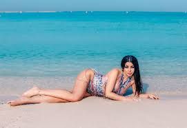 شاهد صورة شقيقة هيفاء وهبي تصعق الجميع وتتعرى وتكشف كل مناطقها الحساسة دون اي شعور بالحياء او الخجل ( شاهد صورة فاضحة تظهر كل مفاتن جسدها ) 