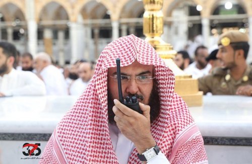 حفيد مفتي السعودية يفتح النار على ‘‘السديس’’ : لو عادت الأيام لأنزلناك من منبر الحرم المكي .. بسبب هذا الموقف