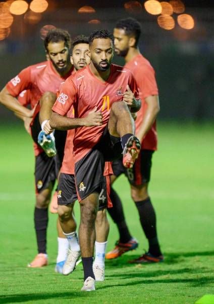 الفيصلي يطمع في ضمك.. والرائد في مواجهة الفرسان