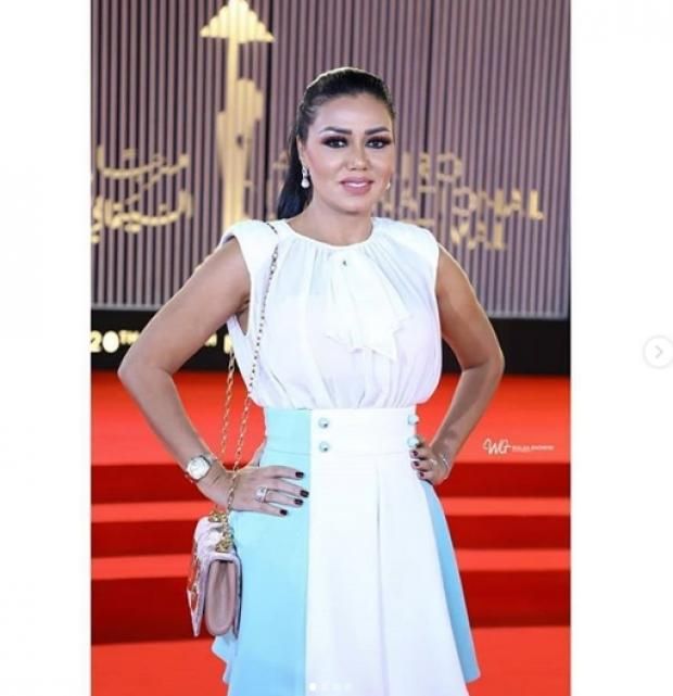 منها القصير ويظهر التاتو.. فساتين رانيا يوسف في فعاليات مهرجان السينمائي