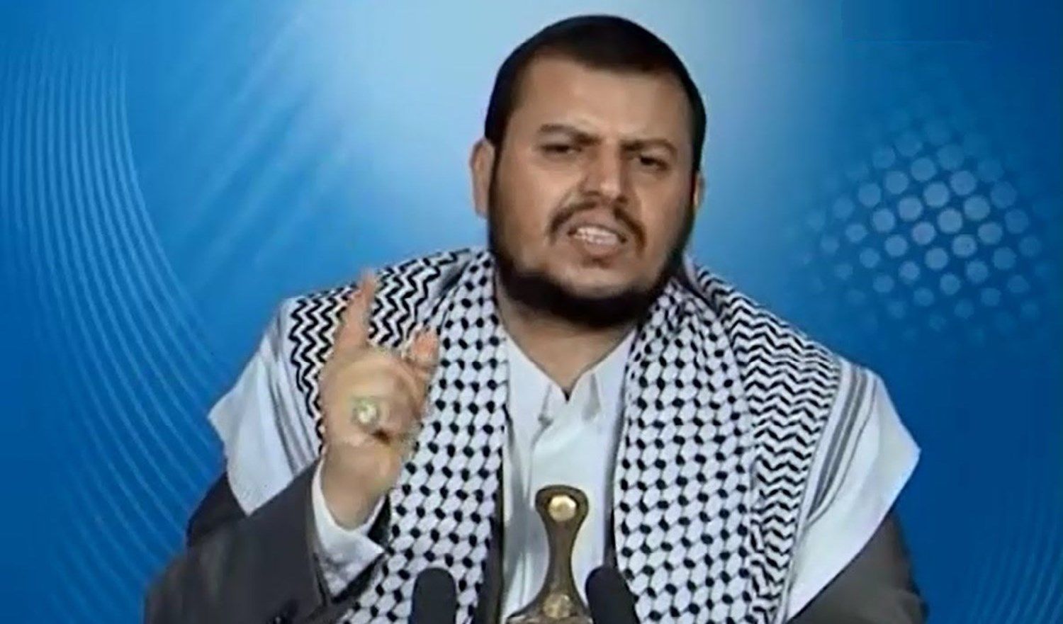 عاجل..عبد الملك الحوثي يباغت كل اليمنيين بقرار عاجل صعق الرئيس هادي ونائبه ومعين عبد الملك..والسعودية لا تصدق ان يفعلها الحوثي ( صورة + نص القرار )