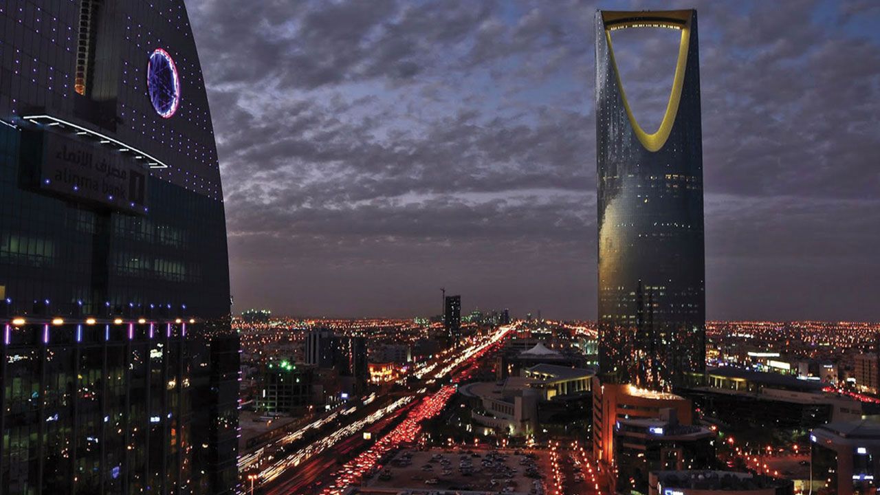 لهذه الأسباب .. توقعات بترحيل مليون مغترب يمني من السعودية عقب عيد الاضحى المبارك ( تفاصيل )