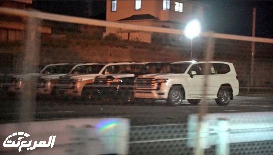 بالصور .. تويوتا لاندكروزر 2022 الجديدة كلياً تظهر بالكامل