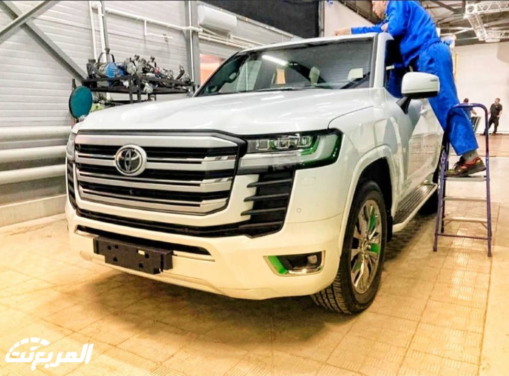 بالصور .. تويوتا لاندكروزر 2022 الجديدة كلياً تظهر بالكامل