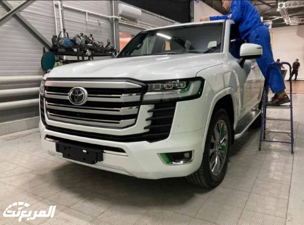 بالصور .. تويوتا لاندكروزر 2022 الجديدة كلياً تظهر بالكامل