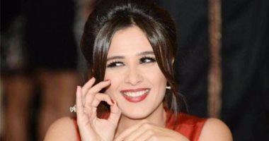 تحسن كبير لحالة ياسمين عبد العزيز وتعود لمنزلها خلال 10 أيام