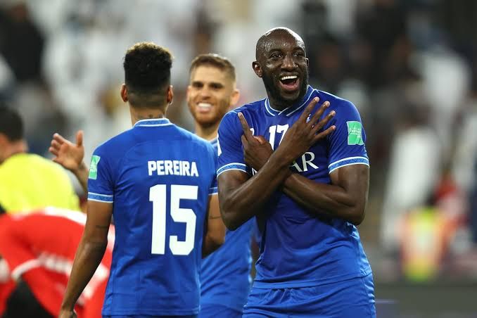 مفاجأة في طقم الهلال الثالث للموسم الجديد 2022/2023
