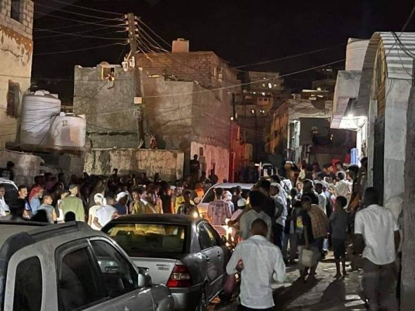 عدن.. العثور على جثة فتاة مقتولة بطريقة بشعة في التواهي