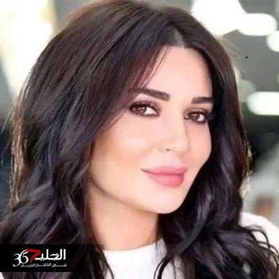 غطت فوق ونسيت تحت.. شاهد أجرأ إطلالة للفنانة سيرين عبد النور وهي ترتدي مايوه صغير كشف كل شيء تحته والجمهور مصدوم من جمال جسمها العريان!!
