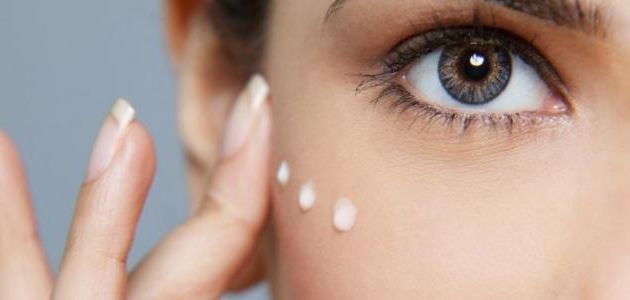 أفضل وصفة لتبييض اليدين والرجلين..بدقيقة واحدة وبمكون واحد فقط..تعرفي عليها