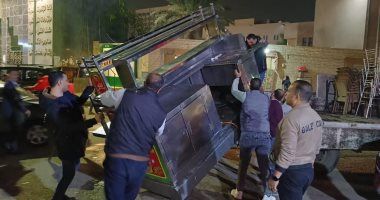 غلق وتشميع 3 محلات ومطاعم تتعدى على الطريق العام فى العمرانية