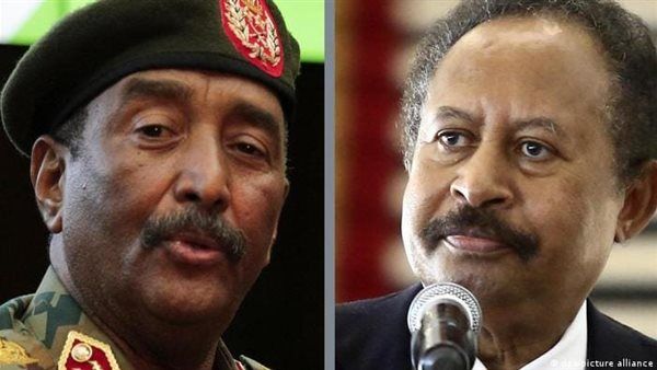 قيادي سوداني لـ"الخليج 365" سيعقد لقاء بين حمدوك والبرهان