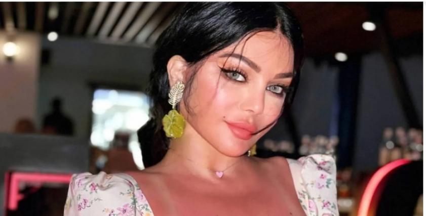معجب يقتحم حفل هيفاء وهبي في رأس السنة ببيروت.. رد فعلها غير متوقع