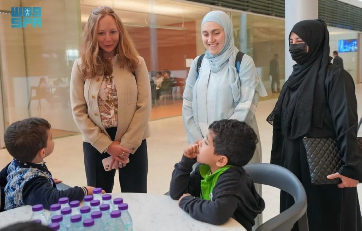 1500 طالب يشاركون في ساعة برمجة بواحة الملك سلمان