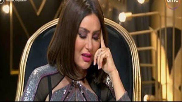 نجوم الفن والموسيقى يقدمون التعازي لـ "لطيفة" في وفاة والدتها