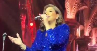 شيرين عبد الوهاب بمعنويات مرتفعة فى حفل رأس السنة بدبى.. فيديو