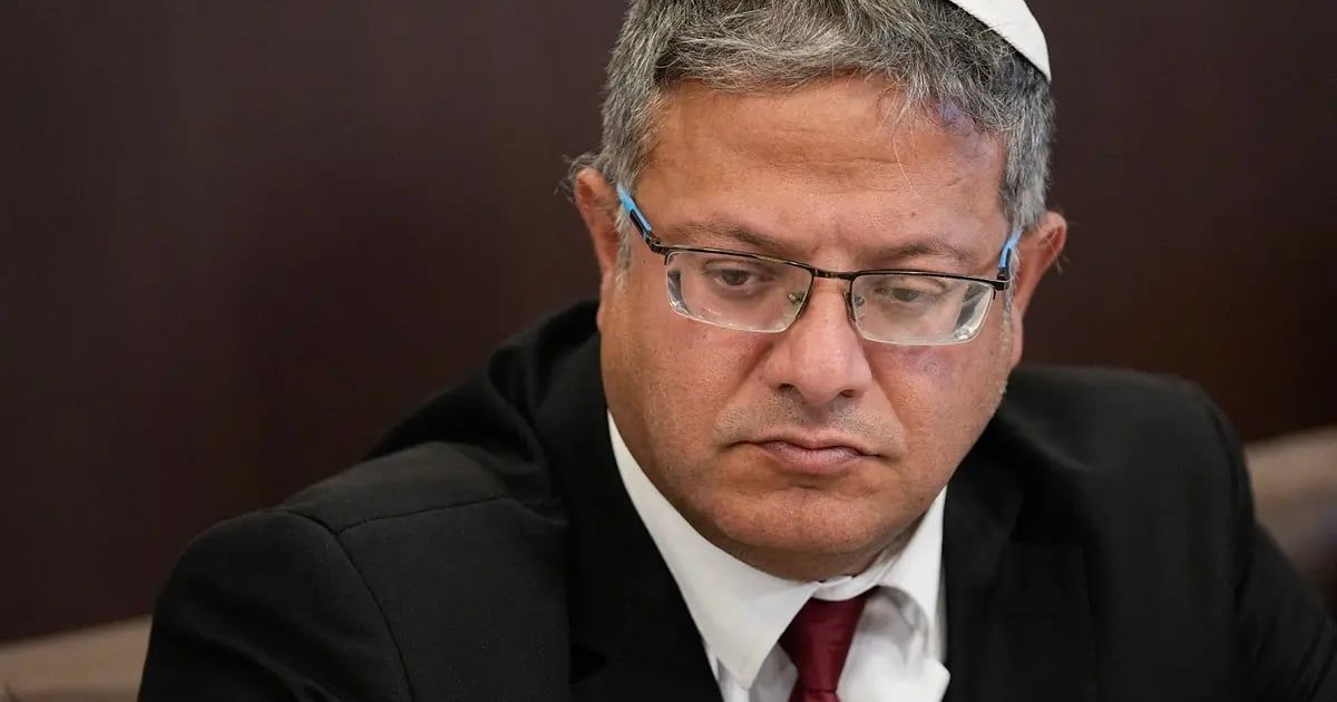 وزير إسرائيلي: حرب غزة فرصة لتهجير سكانها وإعادة استيطانها