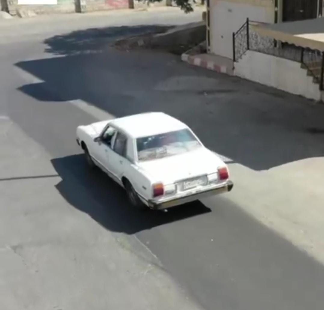 مواطن يروي قصة ارتباطه بسيارة اشتراها قبل 43 عامًا.. فيديو