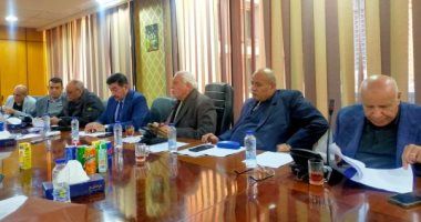 "الصناعات النسيجية" تعتزم التعاقد مع مكتب استشارى لوضع استراتيجية لتنمية القطاع