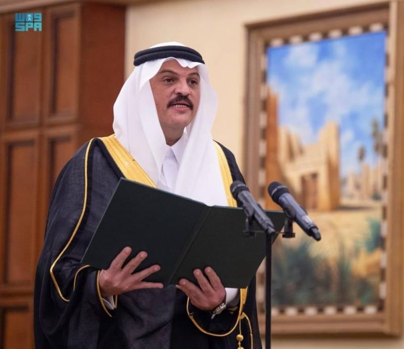 بالصور والفيديو: أمام خادم الحرمين.. السفراء المعينون حديثاً لدى عدد من الدول الصديقة يؤدون القسم