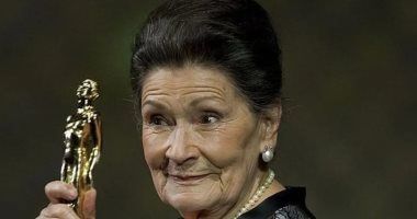 وفاة الممثلة المكسيكية آنا أوفيليا صاحبة صوت ماما كوكو عن عمر 90 عاما