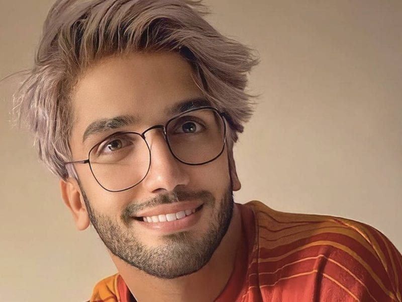 شاهد أحمد خميس يدخل في نوبة بكاء أثناء حديثه عن طلاقه