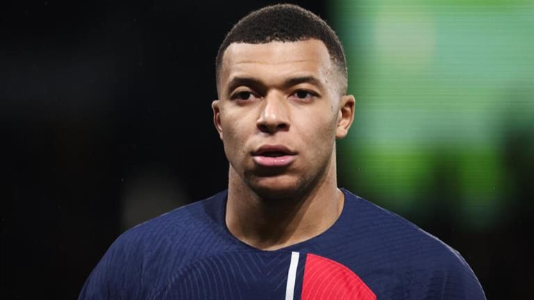 "طفل صغير".. لاعب منتخب فرنسا السابق ينتقد مبابي