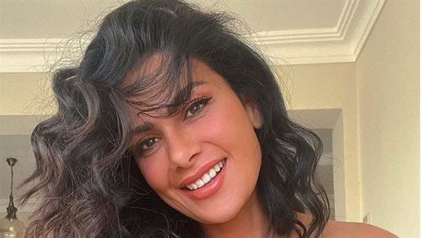 صبا مبارك تكشف موعد عرض مسلسل "بين السطور"